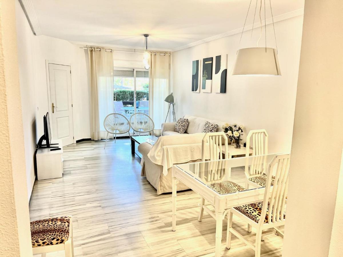 Ferienwohnung Puerto Banus With Private Garden Marbella Exterior foto
