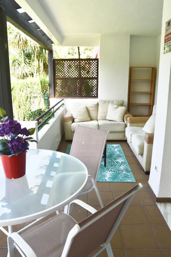 Ferienwohnung Puerto Banus With Private Garden Marbella Exterior foto